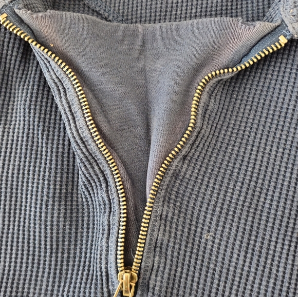 Vintage Guess sweater - Picture 6 of 12